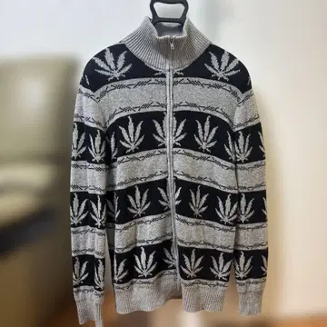 루시앙 펠라 피네 나뭇잎 패턴 니트 S 사이즈