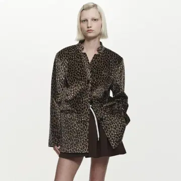 [ 정품 ] Bibiy CLUB LEOPARD JACKET 비비 25AW