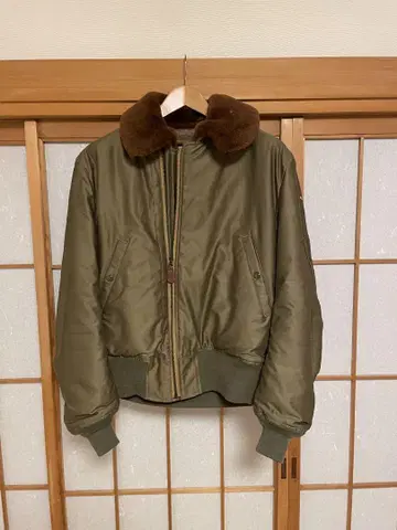 BUZZRICKSON'S MA-1 플라이트 자켓