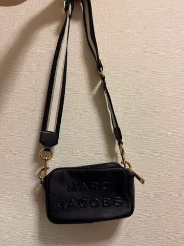 MARC JACOBS 블랙 숄더백