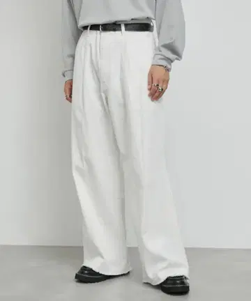 JUNRED 빈티지 데님 플레어 팬츠