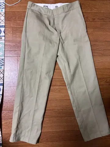 Dickies 874 오리지널 핏 베이지 치노 팬츠 33x30