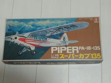 BANDAI 1/72 PIPER CHEROKEE 파이퍼 체로키
