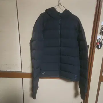 푸마 후드 부착 다운 자켓 L 사이즈 블랙