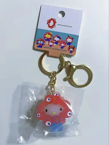 [ 키티 ] 산리오 x 미야쿠미야쿠 클리어 키링
