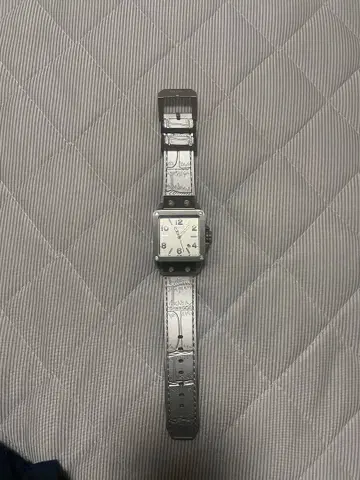 브레라 오로로지 실버 스퀘어 손목시계