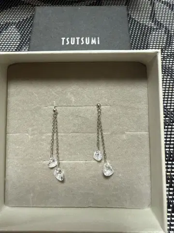 TSUTSUMI K14WG 귀걸이