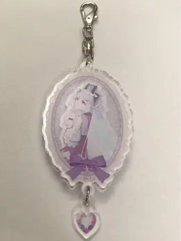 Limited Base 캐릭터와 함께 닫는 아크릴 키링 큐어 아뮤르