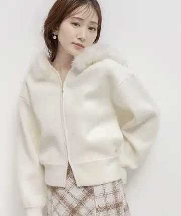 RANDA 2WAY 인조 모피 니트 후드티