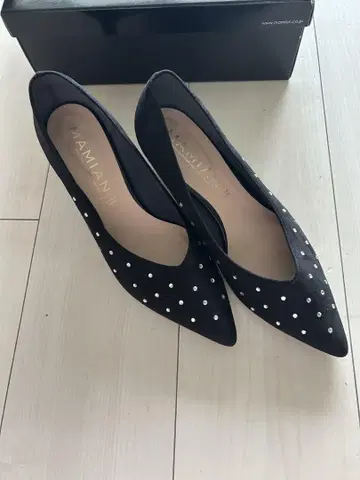 [ MAMIAN 비쥬 펌프스 24 cm ]
