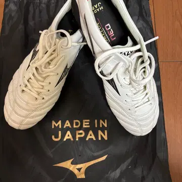 미즈노 모렐리아 축구 스파이크 화이트 일본제