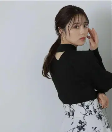 폴리에스테르 백 디자인 니트 프로포션 바디 드레싱