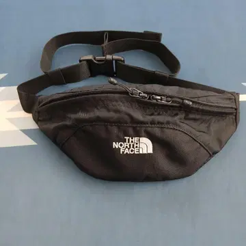 THE NORTH FACE 바디백 블랙