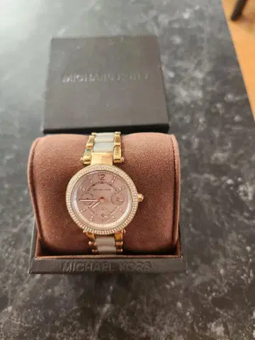 MK6110 Michael Kors 아날로그 손목시계 골드/그레이