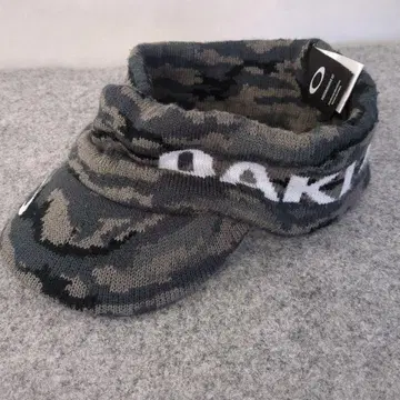 509-8-2 Oakley 카모플라쥬 니트 바이저