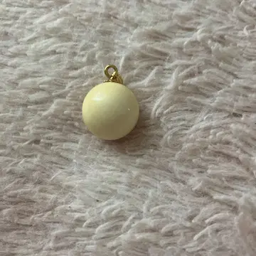 펜던트 탑