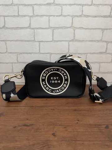MARC JACOBS 블랙 숄더백