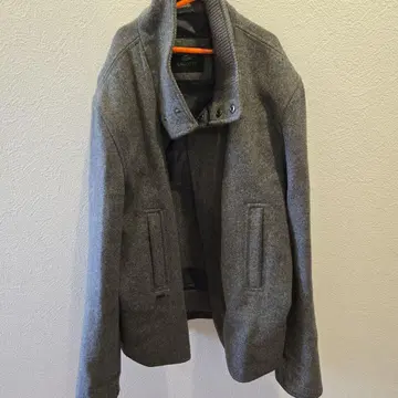 LACOSTE 그레이 피 코트 사이즈 48
