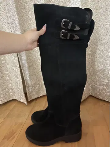 블랙 스웨이드 싸이하이 부츠