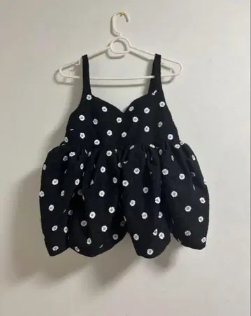 Bibiy. BIANCA BLOSSOM TOP BLACK