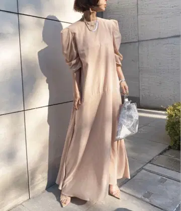 amerivintage MEDI 2WAY PUFF SLEEVE DRESS