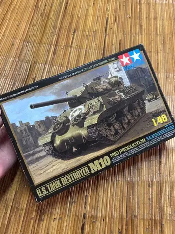 타미야제 1/48 M10 구축전차 중기형 다이캐스트