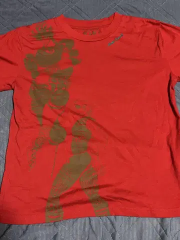 죠죠 T셔츠 제2부 전투 조류