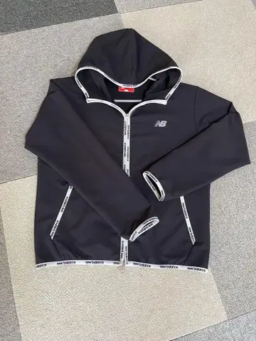 new balance 후드 부착 자켓 블랙 M 사이즈 여성용 골프