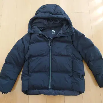 UNIQLO 심리스 다운 후드티