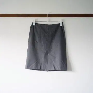 질 샌더 그레이 타이트 스커트 36 사이즈