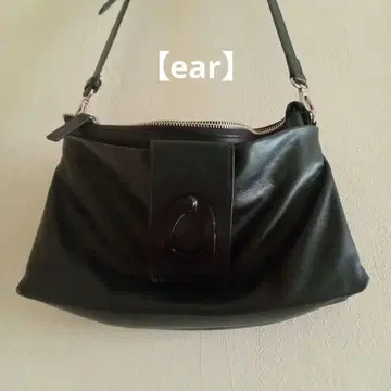 ear 숄더백