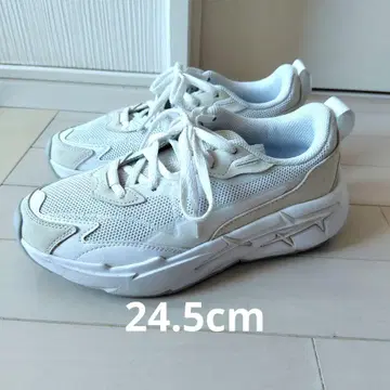24.5cm Puma NITRO 통굽 스니커즈 화이트