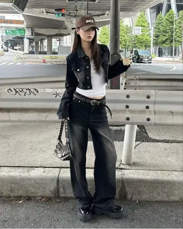 TRIFLE 크롭 데님 자켓 셋업 블랙