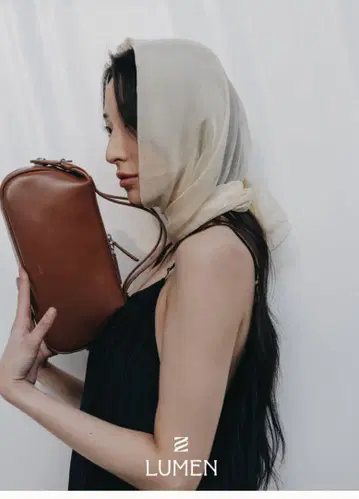 LUMEN 지퍼 토트백