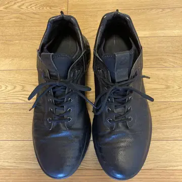 ECCO 블랙 스니커즈