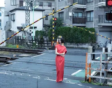 마메쿠로구치 Cotton Jersey Asymmetric Dress