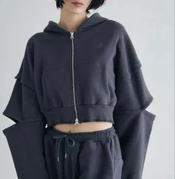SELENAHELIOS CUT OUT SHORT PARKA