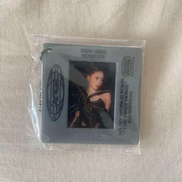 XG EXHIBITION 오사카 캡슐 토이 HINATA