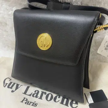 [미사용 새상품] Guy Laroche  숄더백 블랙