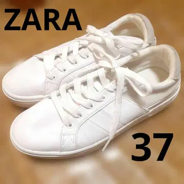 [ 세일 ] ZARA 37 사이즈 화이트 심플 스니커즈
