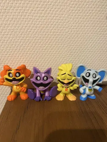 [ 정품 ] 포피 플레이타임 스마일링 글리터 피규어 4체 세트