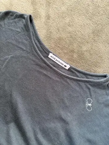 미나 페르호넨 그린 긴팔 T셔츠