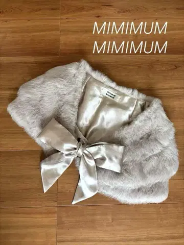 MINIMUM 베이지 인조 모피 숄
