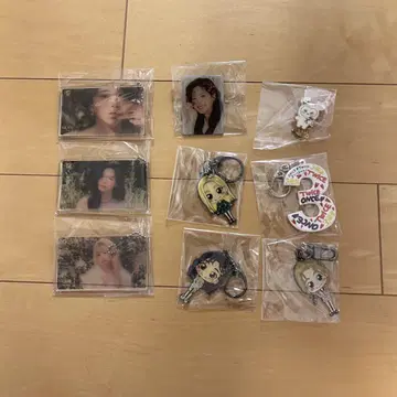 TWICE 핀 배지 키링 묶음 판매