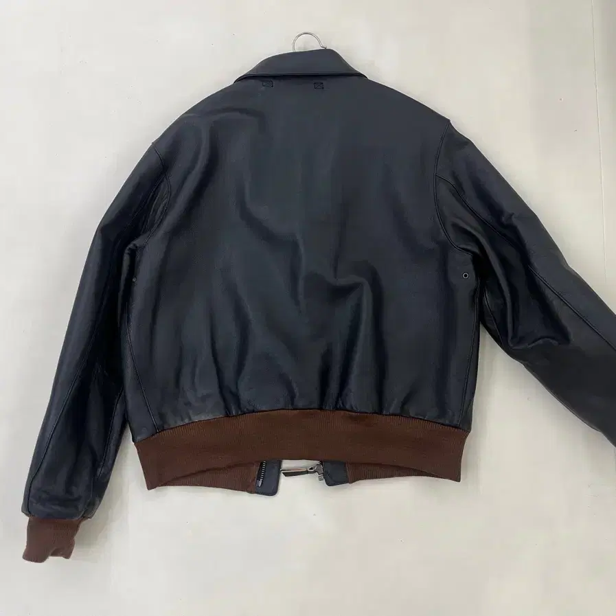 A-2 Leather Jacket Black XL (Ferrara Korea) on Bunjang Global Site.