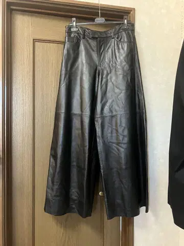 장 폴 고티에 가죽 와이드 팬츠