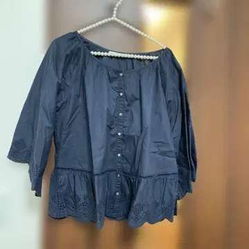 새상품급 SPICK AND SPAN 네이비 긴팔 블라우스