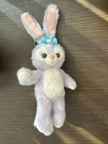 Disney 스텔라 루 봉제 인형 배치