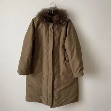 GREEN LABEL RELAXING 퍼 달린 다운 자켓