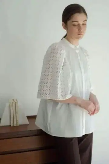 OHGA 레이스 플라워 화이트
